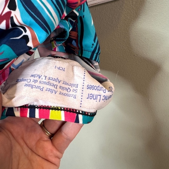 Aqua Green V Neck One Piece Tummy Control NWT Medium Adjustable Straps - Picture 2 of 8